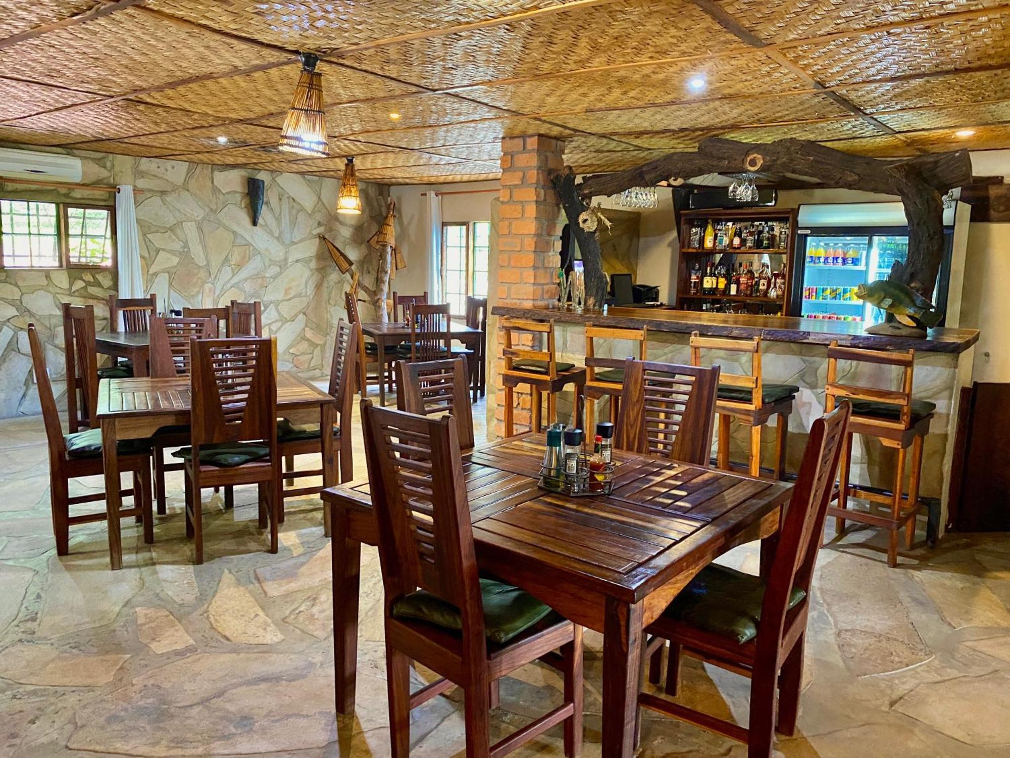 Tambuti Lodge รุนดู ภายนอก รูปภาพ