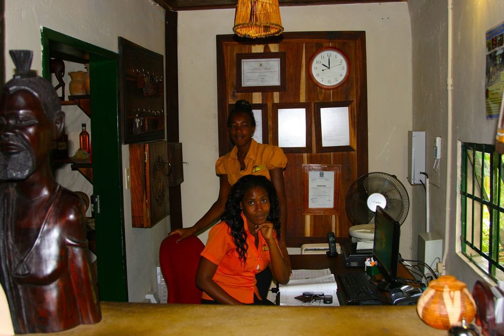 Tambuti Lodge รุนดู ภายนอก รูปภาพ